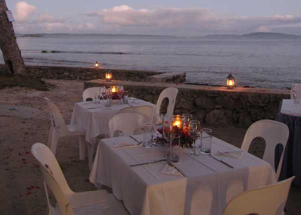 Beachside dining